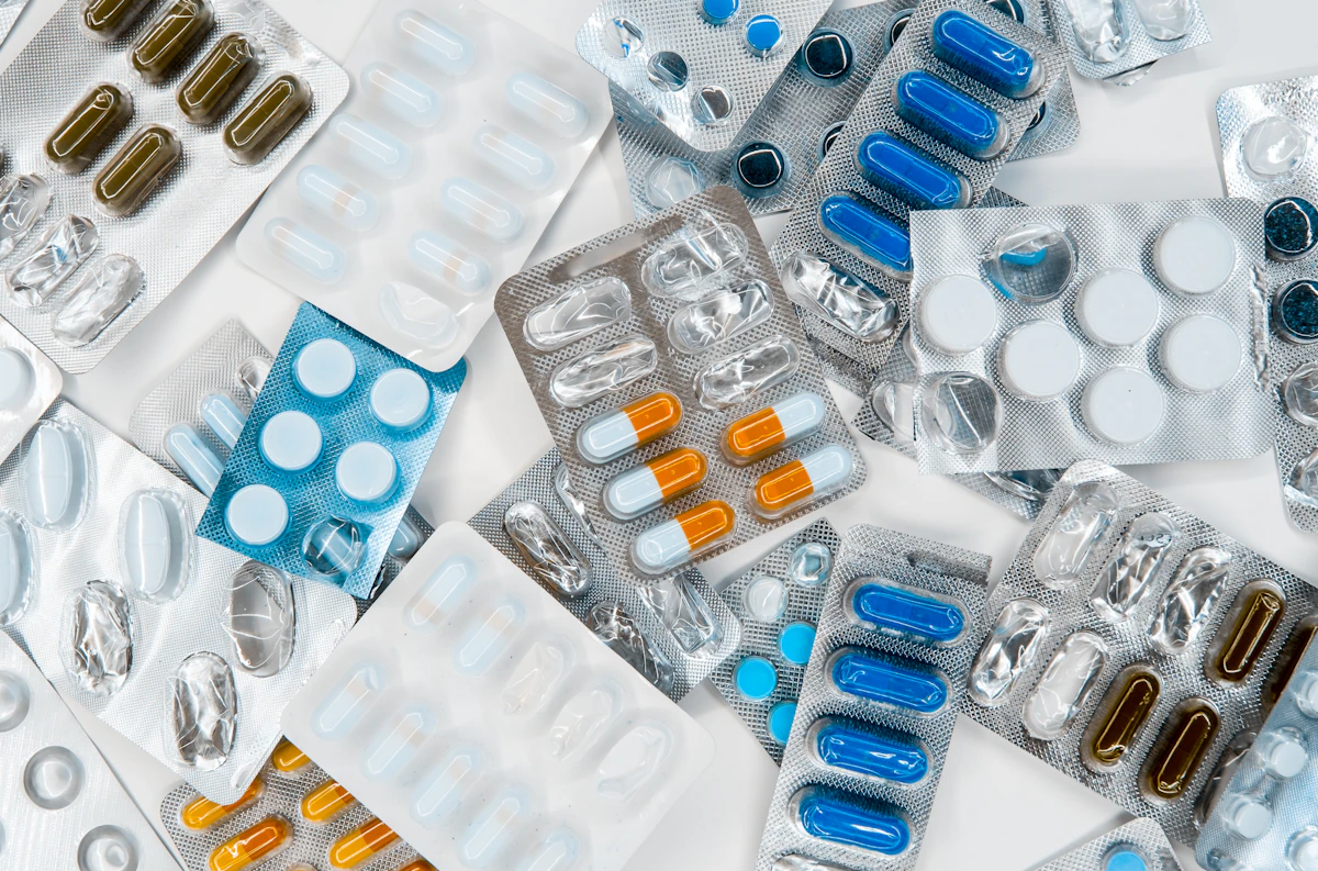 Pharmaceutical ointment tubes and barrier creams formulated with active Zinc Oxide